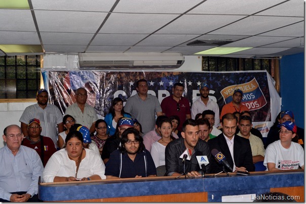 periodistas-a-favor-de-capriles