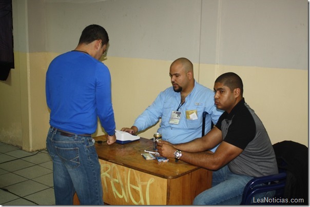 victor-hugo-figueredo-votacion-sufragio-14-abril victor-hugo-figueredo-votacion-sufragio-14-abril