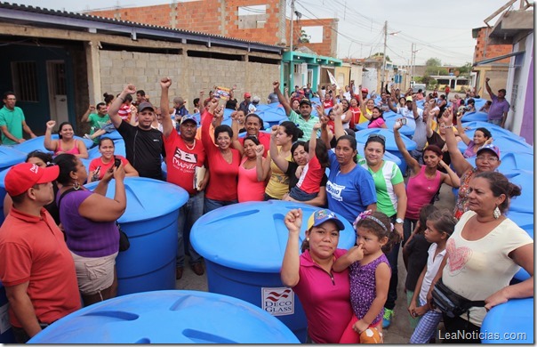 Entrega de tanques Ezequiel Zamora (1)