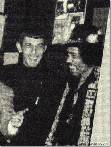 Leonard-Nimoy-y-Jimi-Hendrix