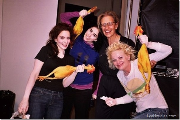 Tina-Fey-Sarah-Silverman-Annie-Leibovitz-y-Amy-Poehler.-Kathryn-MacLeod-para-Vanity-Fair