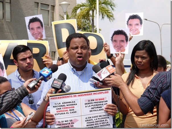 Protesta DIP. Rafael Ramirez 31 de julio de 2013 1