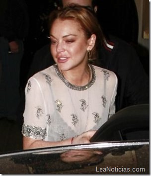 lindsay-lohan-300x350