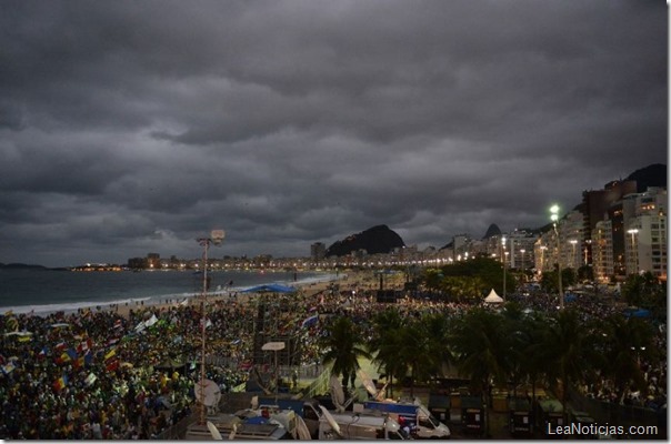 visita_del_papa_francisco_a_copacabana_ (13)