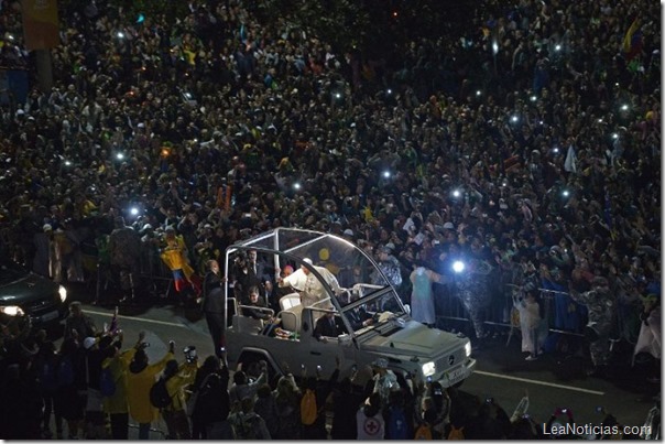 visita_del_papa_francisco_a_copacabana_ (20)