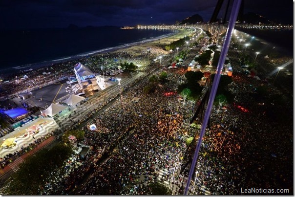 visita_del_papa_francisco_a_copacabana_ (8)