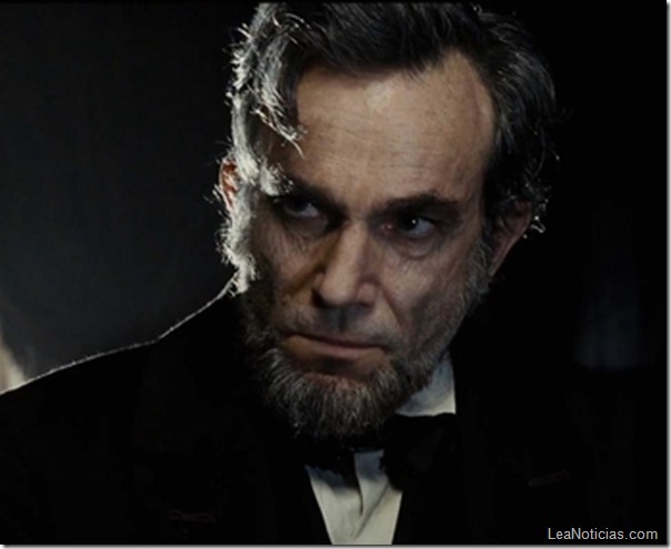 Daniel-Day-lewis-como-Lincoln-733x600