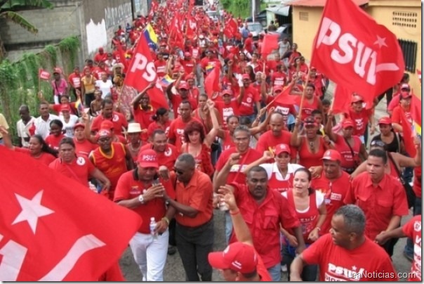 Militantes-del-PSUV__