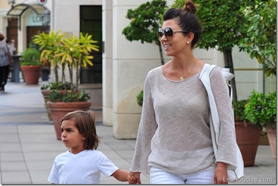 Kourtney Kardashian and Scott Disick take Mason to watch Monter's University