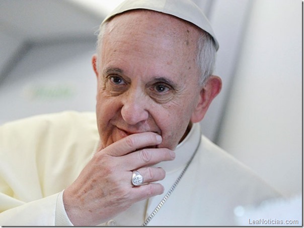 papa-francisco-020813-g papa-francisco-020813-g