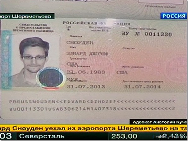 snowden-pasaporte-010813-g