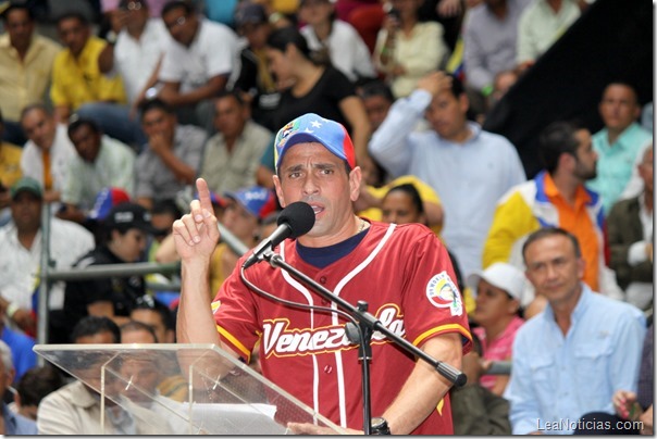 Capriles_parque-Miranda_Quenadatedetenga_Alcaldes_Concejales_8-de-diciembre_ (12)