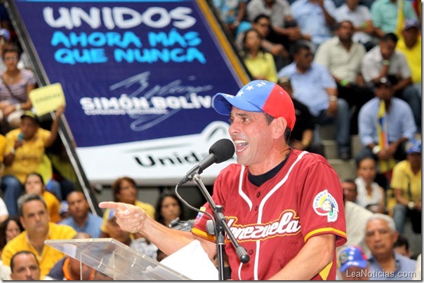 Capriles_parque-Miranda_Quenadatedetenga_Alcaldes_Concejales_8-de-diciembre_ (16)