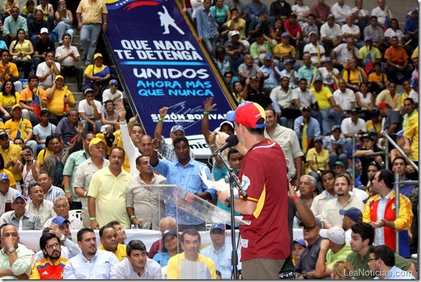 Capriles_parque-Miranda_Quenadatedetenga_Alcaldes_Concejales_8-de-diciembre_ (17)
