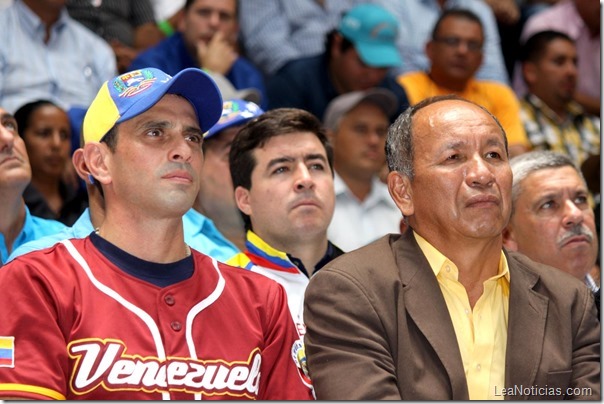 Capriles_parque-Miranda_Quenadatedetenga_Alcaldes_Concejales_8-de-diciembre_ (2)