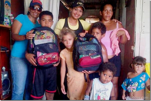 Mujeres con Isrrael Caraballo entregaron canastillas y kits escolares en Guanta_ (2)