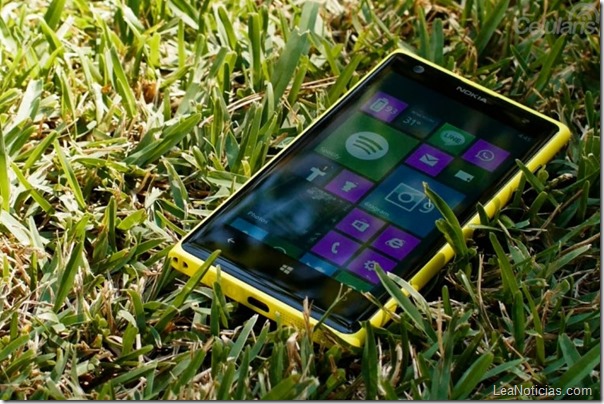 Nokia-Lumia-1020-J-800x508