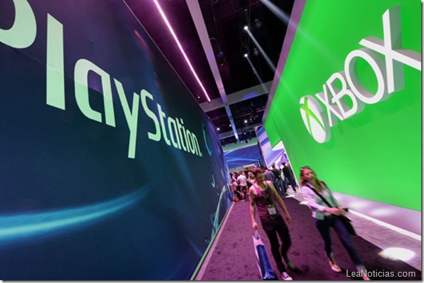 XBox-and-Playstation-sign-005