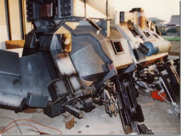 construccion del robot de japon 1