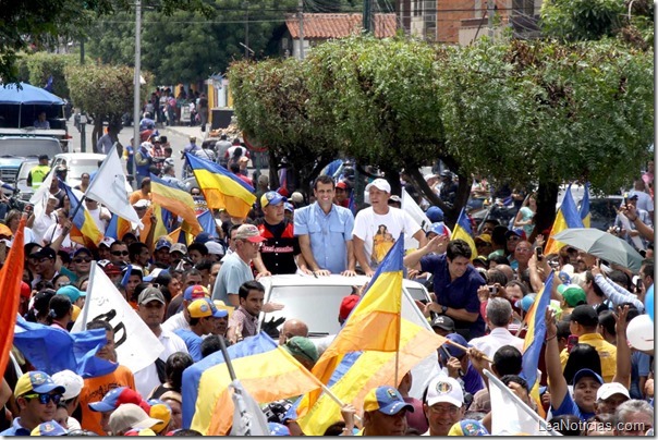 Capriles _Sobran razones para votar por el cambio este 8 de diciembre_ (3)