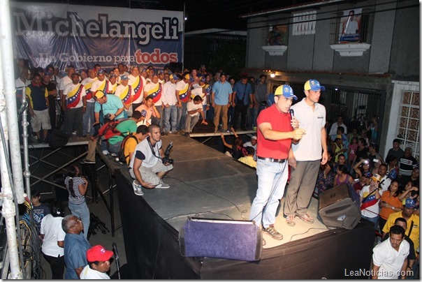 Capriles_Barcelona_Michelangeli_18_octubre_2013_municipales_ (4)