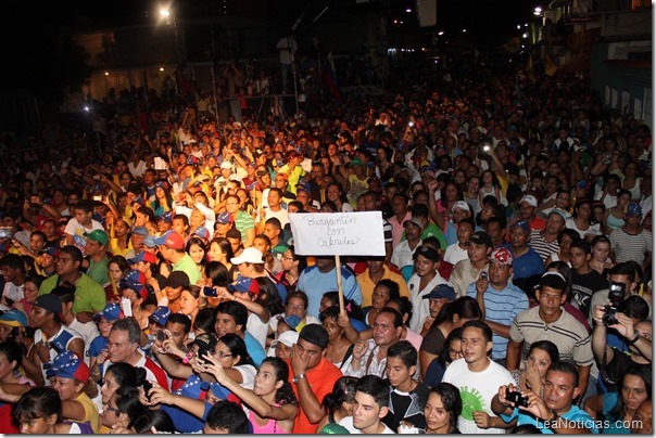 Capriles_Barcelona_Michelangeli_18_octubre_2013_municipales_ (5)