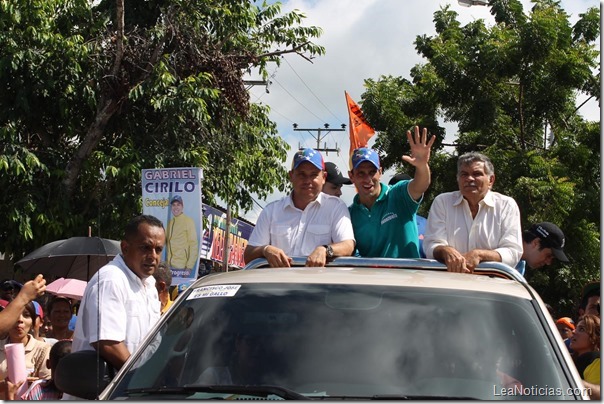 Capriles_Puerto_Piritu_Anzoategui_18_octubre_2013_municipales_ (4)