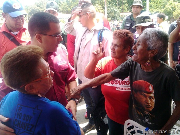 GOBIERNO DE EFICIENCIA EN LA CALLE VICE PRESIDENTE JORGE ARREAZA INSPECCION PUENTE BOCA DE UCHIRE 4