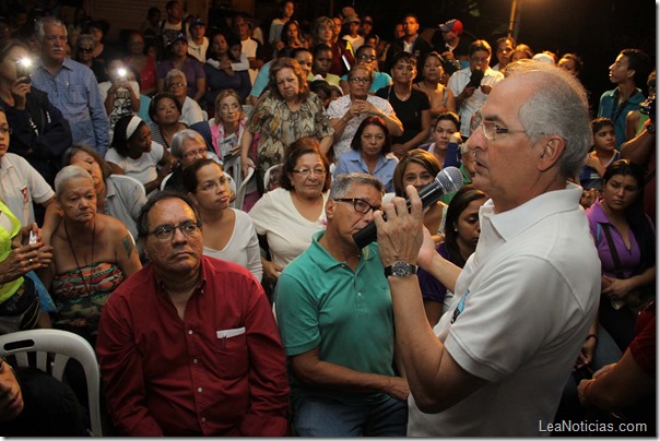 LEDEZMA EN SAMBLE DE VECINOS EN SARRIA