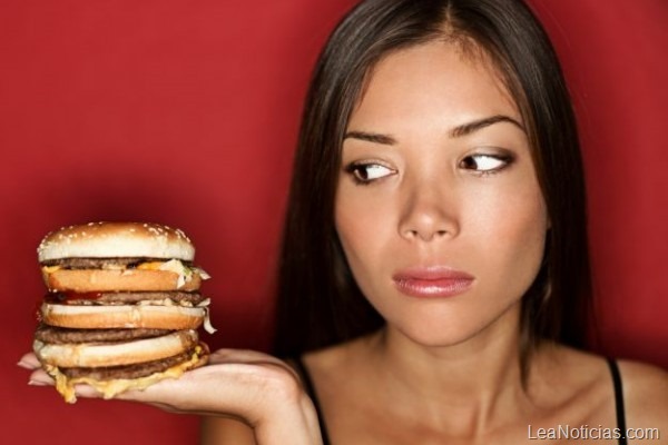 chica hamburguesa