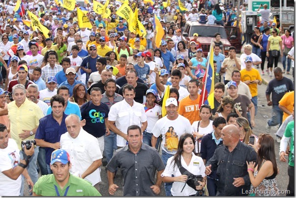 henrique capriles _venezolanos demostraran que tienen razones poara un cambio_ 8 de diciembre_ (5)