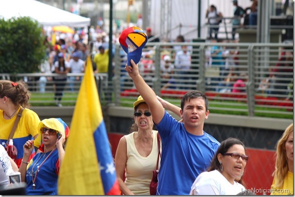 23-11-2013-HCR MARCHA 23N-HG (1)