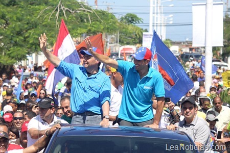 Capriles2