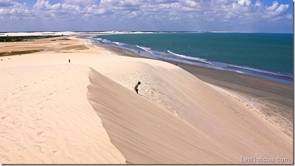 Dunas-de-Jericoacoará-Brasil