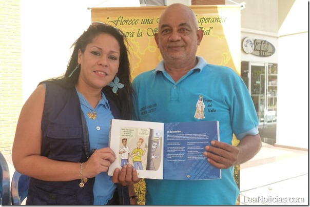 Lilian Romero y Nelson Mujica de la Cooperativa de Conductores Los Cerezos P1010665