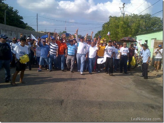 julio montoya inicia campaña en san francisco zulia_ (2)