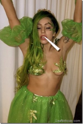 lady gaga dress marihuana