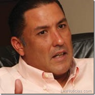 MARACAIBO, 06-05-11

GOBERNADOR DEL ESTADO ZULIA, PABLO PEREZ, DA ENTREVISTA EXCLUSIVA AL DIARIO LA VERDAD. SE TRATARON DIFERENTES TEMAS DE INTERES ACTUAL.