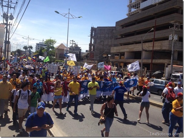 protesta-lecheria-23n-av-principal