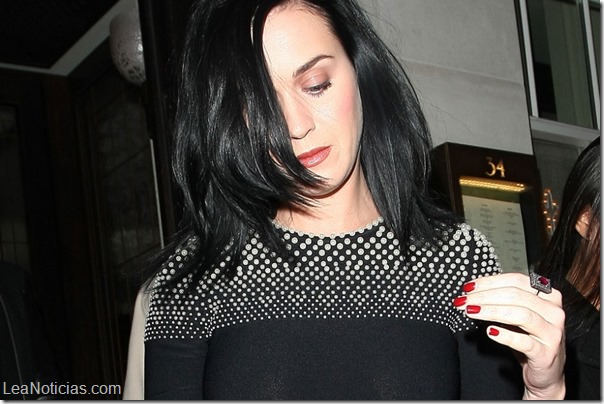 114776-el-look-mas-triste-de-katy-perry