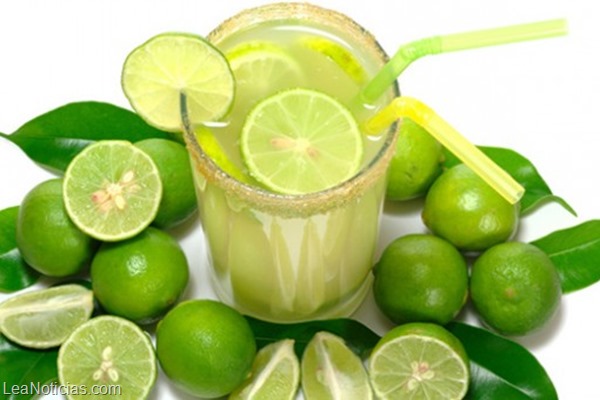 Agua de Limon