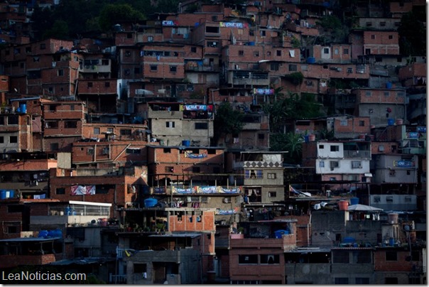 caracas-ranchos-petare_980_AP-921x600