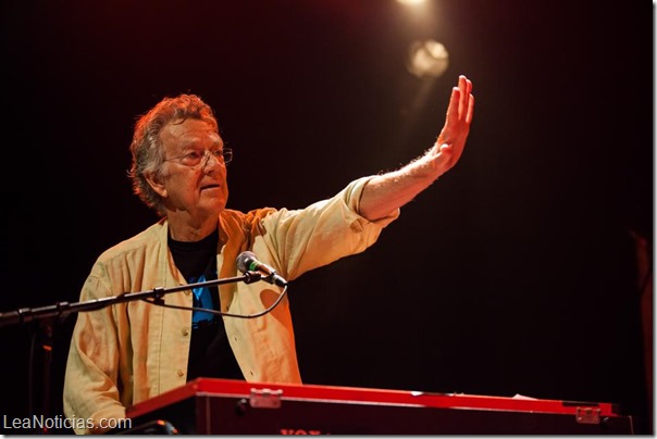 ray manzanek