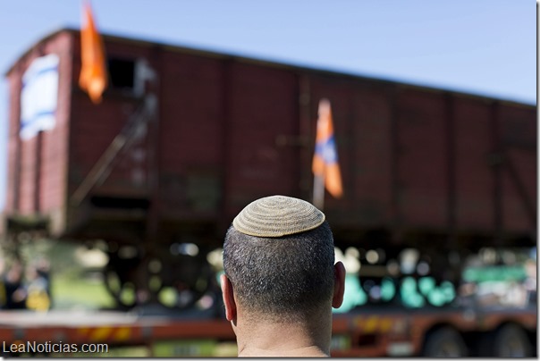 ISRAEL EXPONE VAGÓN EN EL QUE LOS NAZIS TRANSPORTABAN A JUDÍOS HASTA LOS CAMPOS DE CONCENTRACIÓN