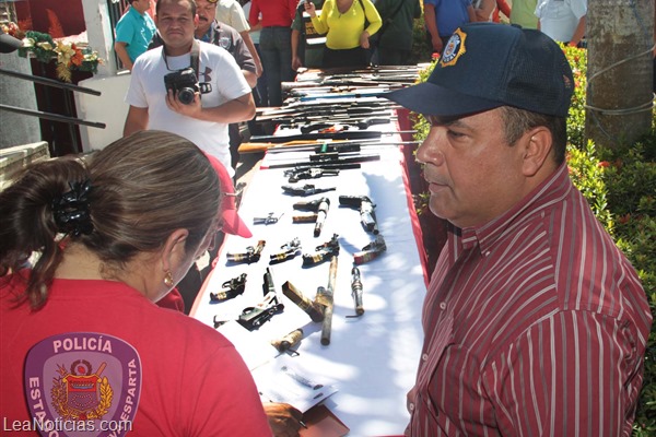FOTO 4- Un total de 56 armas fueron decomisadas por los diferentes órganos de seguridad del estado