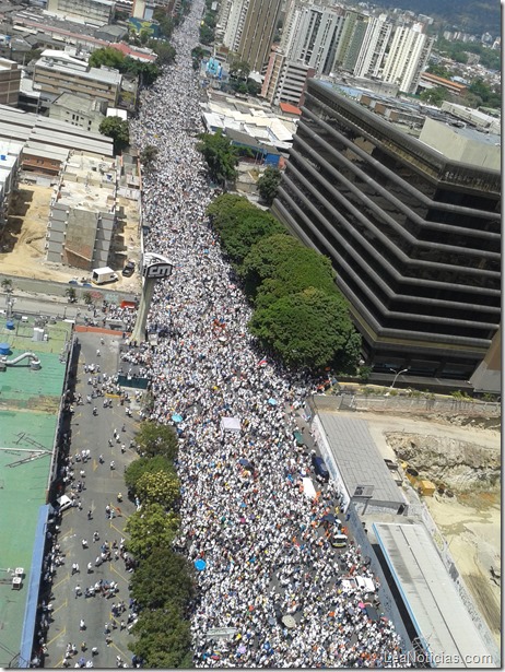 Capriles pidio crear movimiento social y dijo que maduro era un error en la historia_ (1)