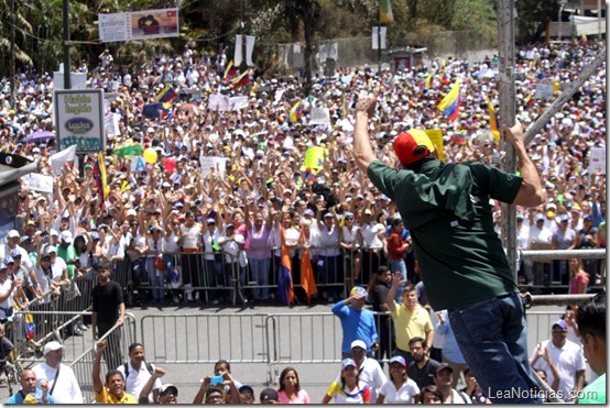 Capriles pidio crear movimiento social y dijo que maduro era un error en la historia_ (7)