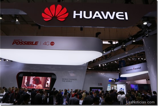 Huawei_Consumer_BG_MWC_2014_GENERAL_Booth_photo_FEB24