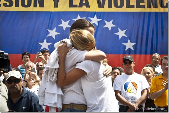 Lilian Tintori _ Leopoldo Lopez _ democracia_dictadura_ (13)