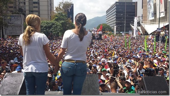 Lilian Tintori _ Leopoldo Lopez _ democracia_dictadura_ (5)